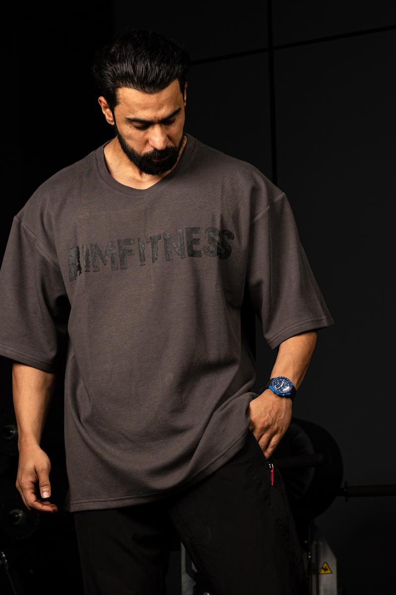 Oversized activewear, front side